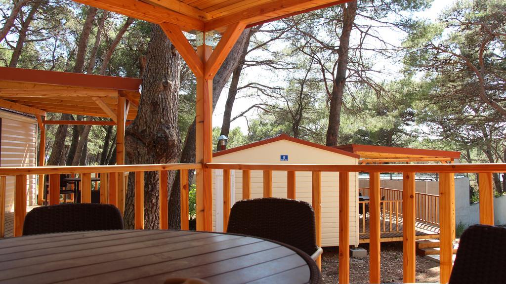 Mobile Homes Holiday Dream Baška Voda المظهر الخارجي الصورة